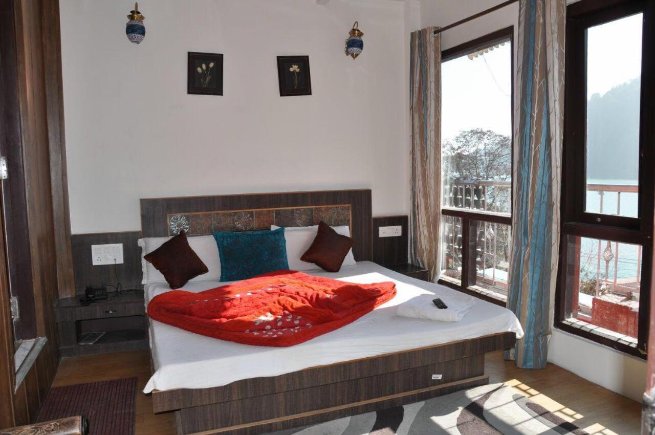 Hotel Ahuja Nainital Eksteriør bilde